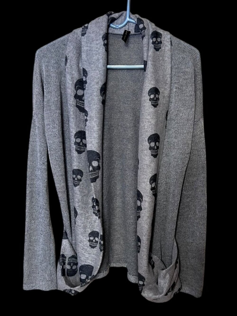 Casa Lee Skull Print Open Front Cardigan Gray Shawl Collar Pockets Soft Knit Wom